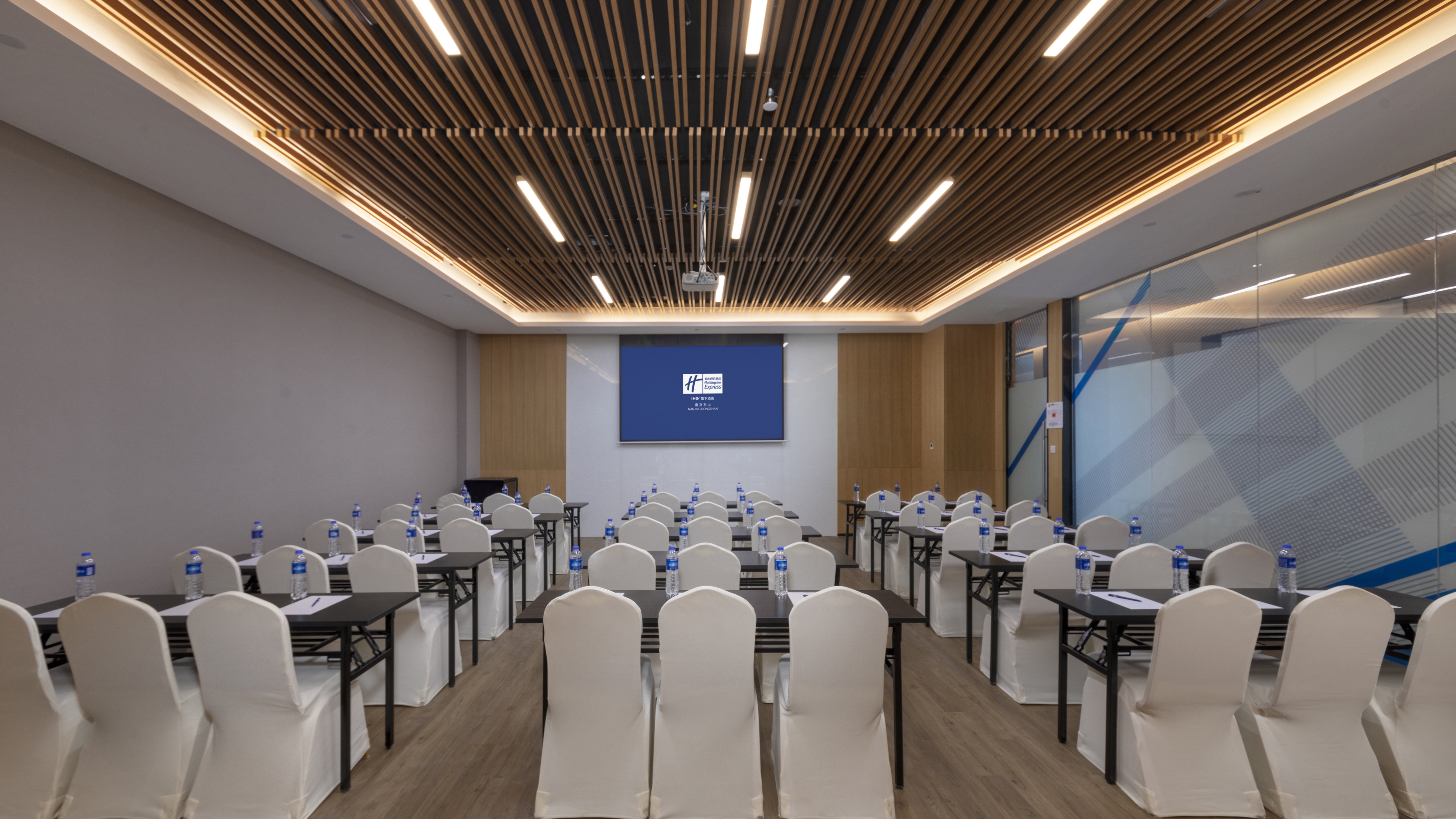holiday inn express nanjing dongshan an ihg hotel