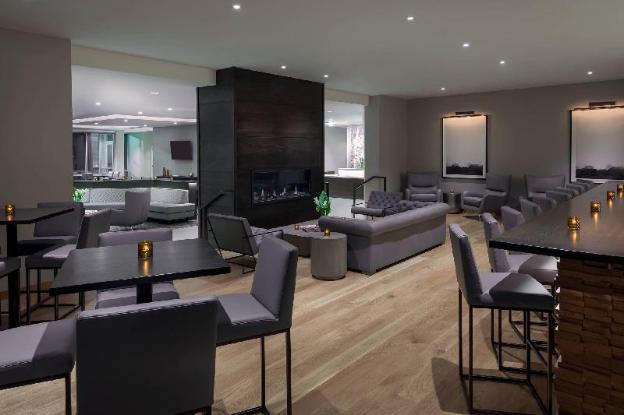 springhill suites by marriott indianapolis westfield
