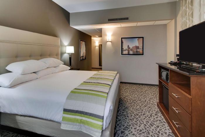 drury plaza hotel milwaukee downtown