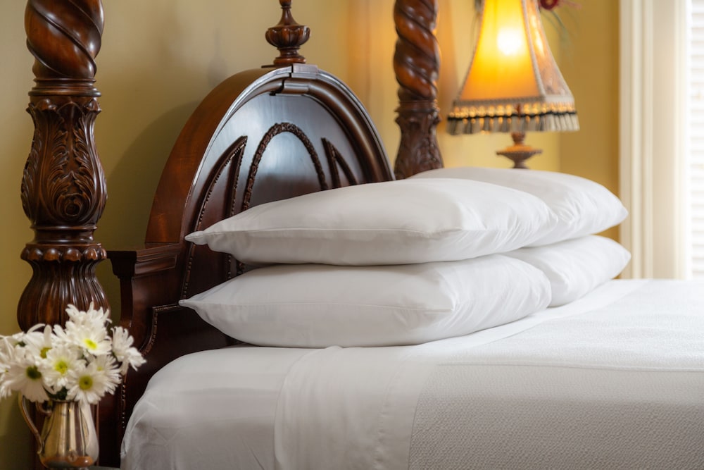 the inn on west liberty