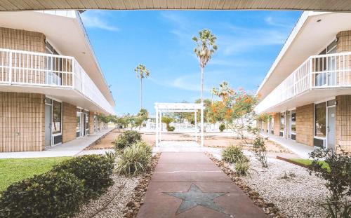 sky palace inn and suites by jasper beeville