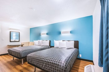 sky palace inn and suites by jasper beeville