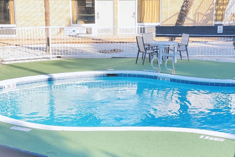 sky palace inn and suites by jasper beeville