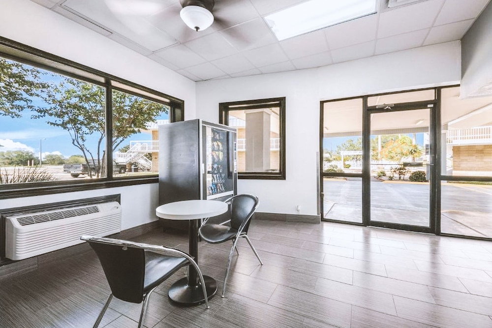 sky palace inn and suites by jasper beeville