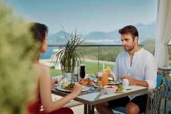 ananti resort residences and beach club