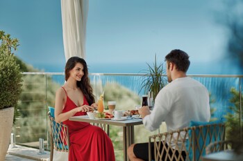 ananti resort residences and beach club