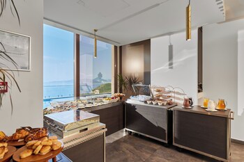 ananti resort residences and beach club