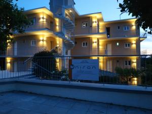 athens