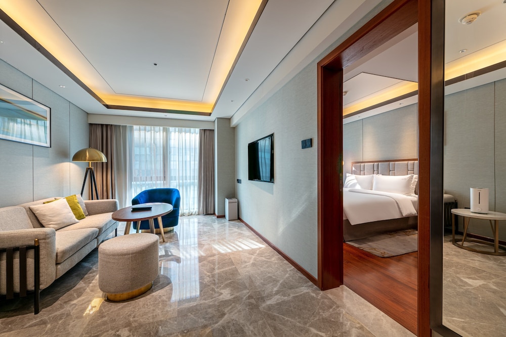 holiday inn suites xian high tech zone