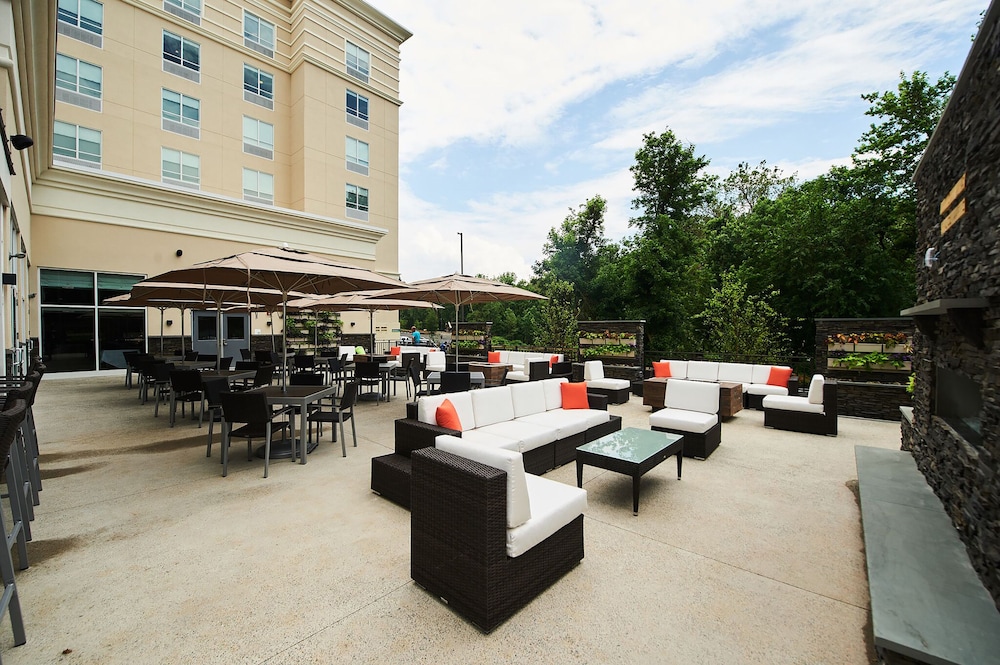 holiday inn and suites philadelphia w drexel hill