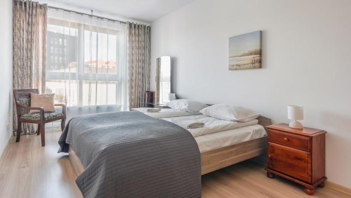 aura gdansk by sun and snow