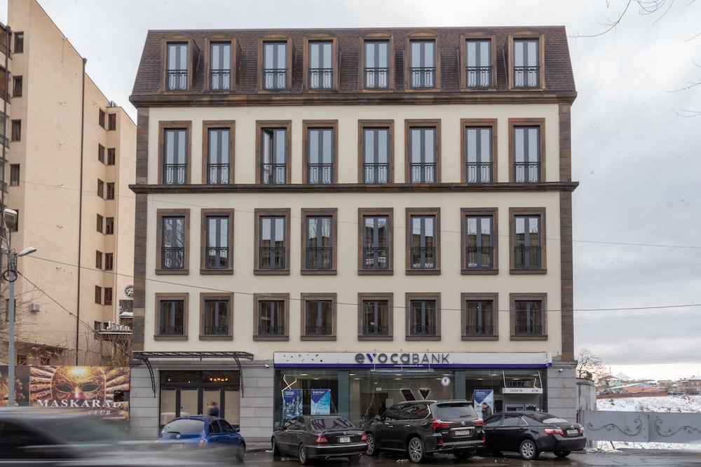 apricot hotel yerevan