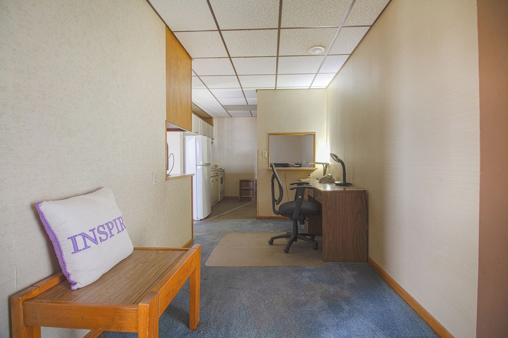 hometown inn by oyo liberal ks
