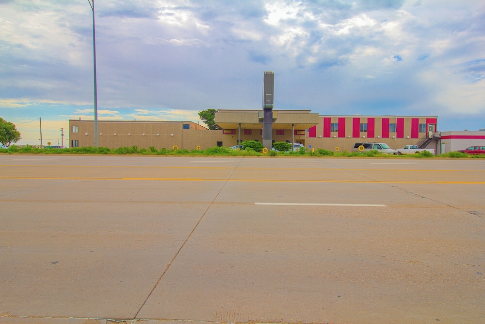 hometown inn by oyo liberal ks