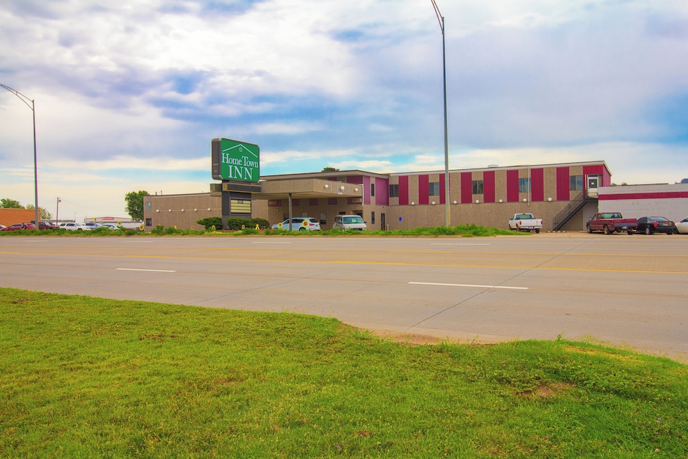 hometown inn by oyo liberal ks