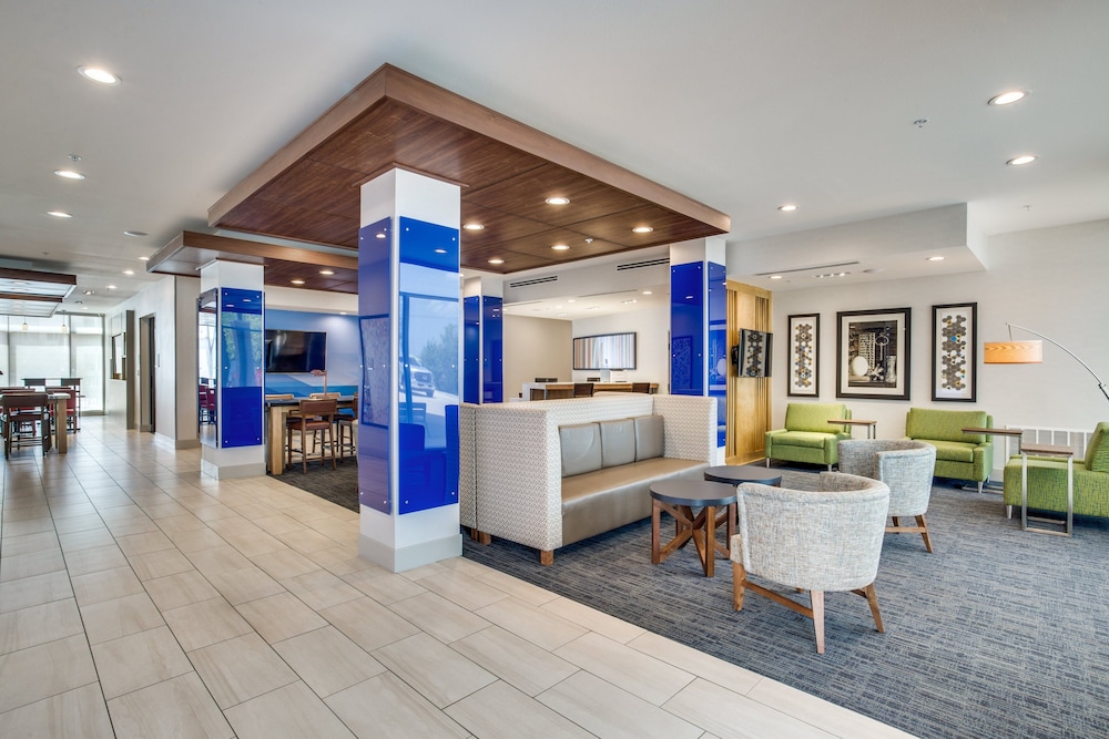 holiday inn express and suites denton south an ihg hotel