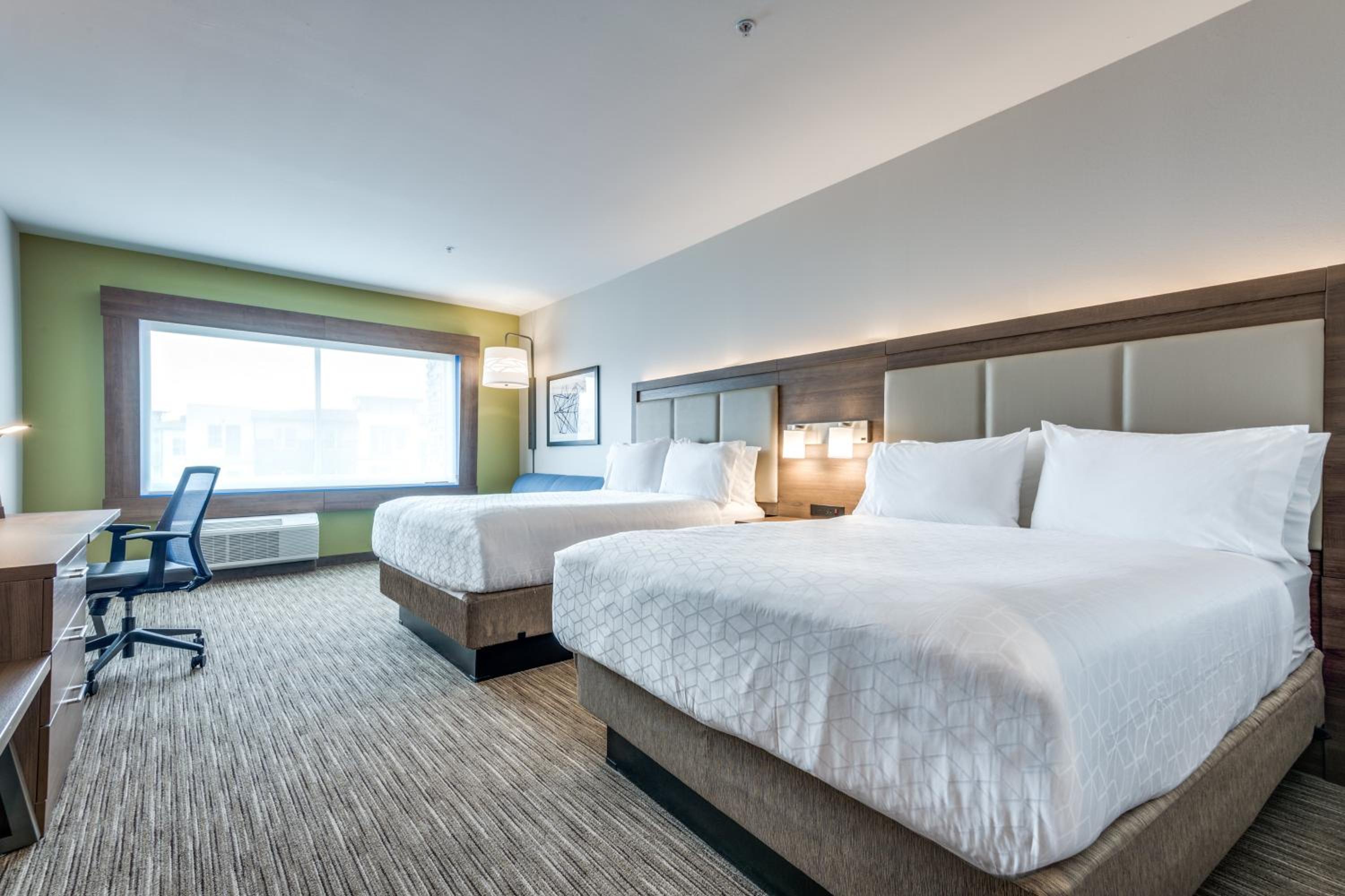 holiday inn express and suites denton south an ihg hotel