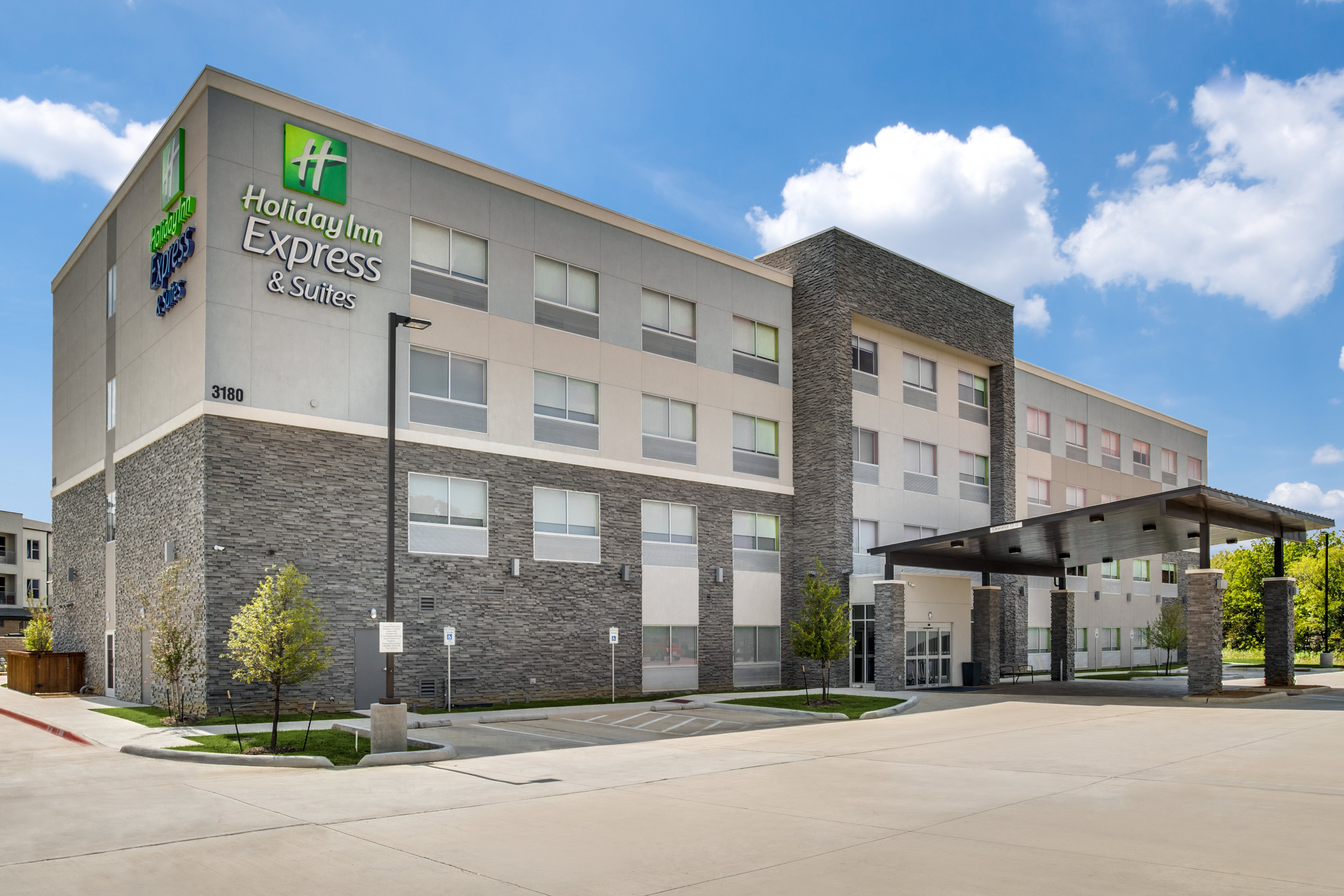 holiday inn express and suites denton south an ihg hotel