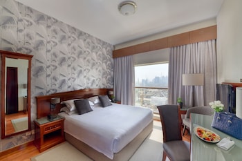 majestic city retreat hotel
