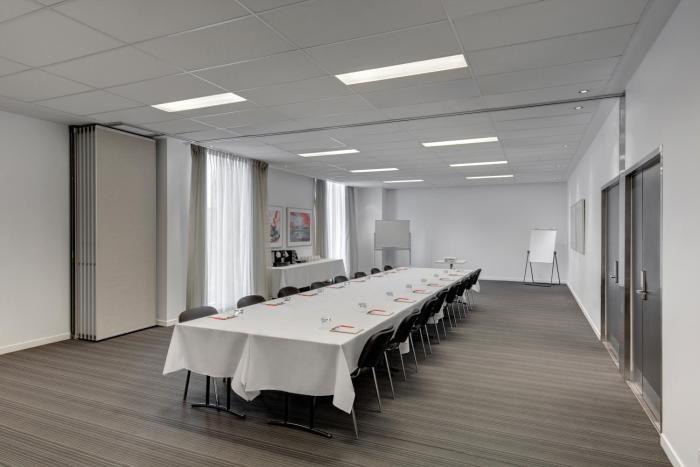 travelodge hotel melbourne docklands