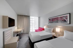 travelodge hotel melbourne docklands