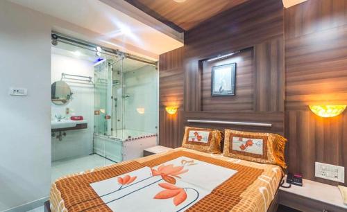 hotel tara international