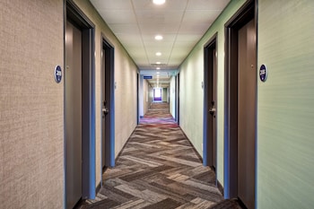 Tru By Hilton Wytheville,Wytheville>>Dublin,3 star