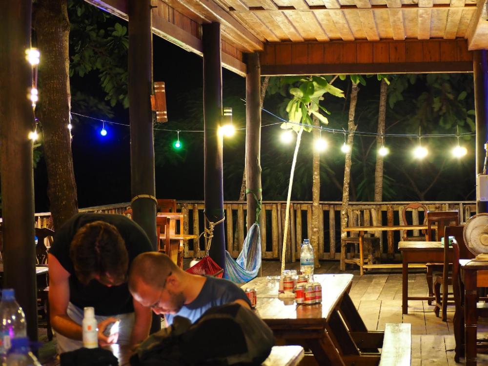 coconutbeach bungalows party hostel