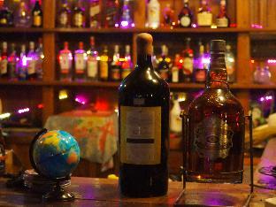 coconutbeach bungalows party hostel