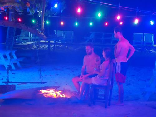 coconutbeach bungalows party hostel