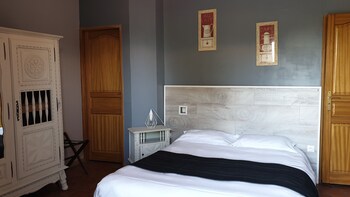 lalcove hotel restaurant
