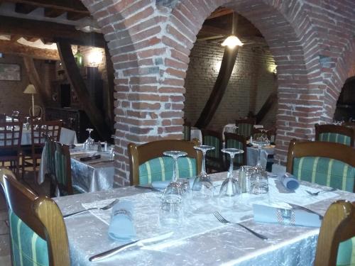 lalcove hotel restaurant