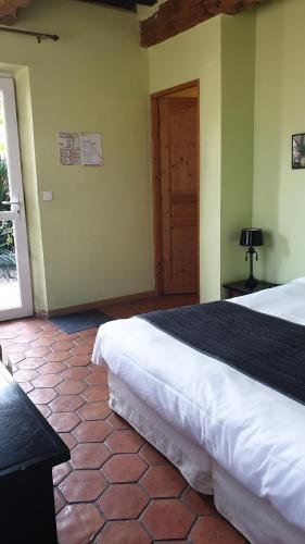 lalcove hotel restaurant