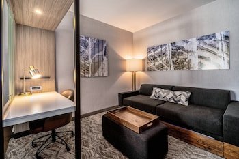 springhill suites by marriott oakland airport