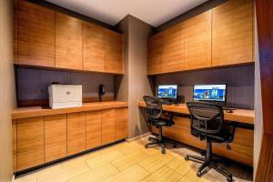 springhill suites by marriott oakland airport