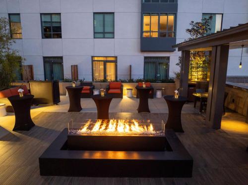 hyatt place pasadena
