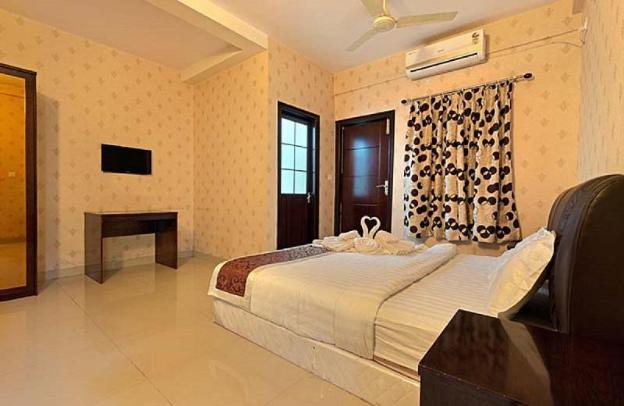 hillside hotel