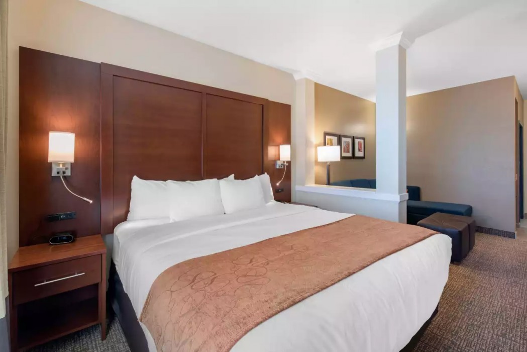 comfort suites denver international airport