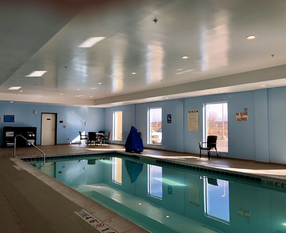 comfort suites denver international airport