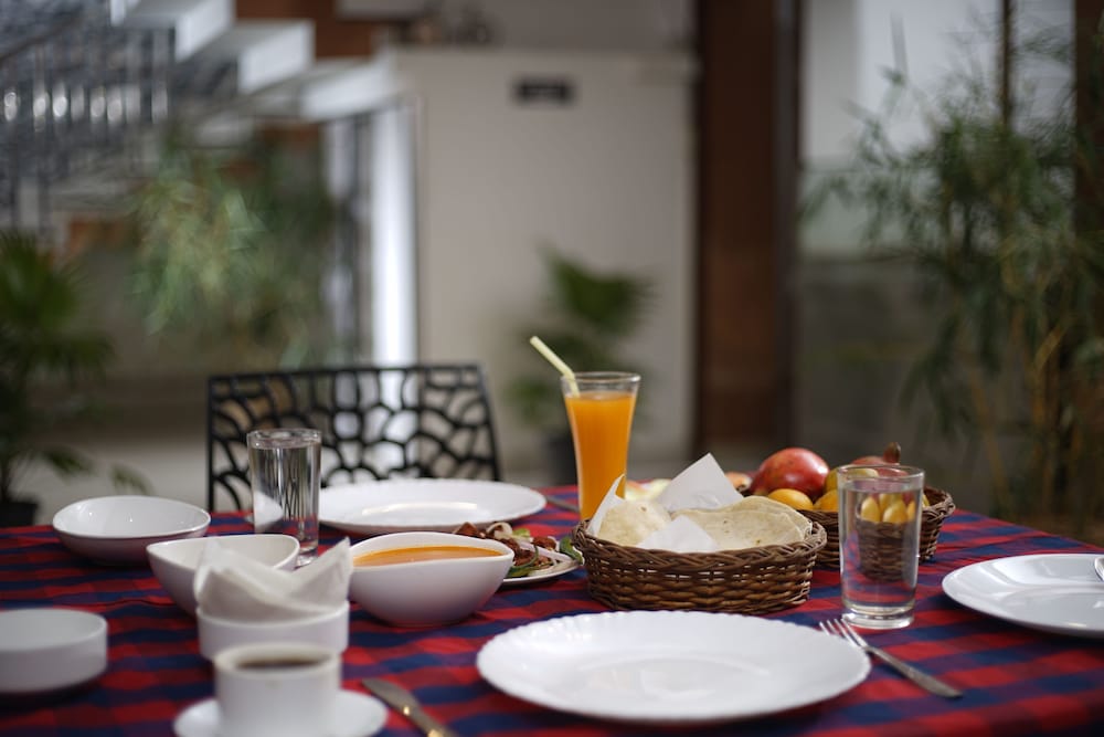 the paddy field inn hostel