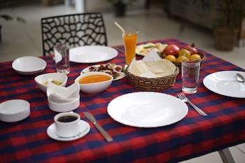 the paddy field inn hostel