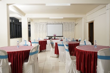 the paddy field inn hostel