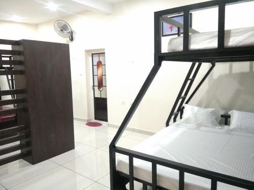 the paddy field inn hostel