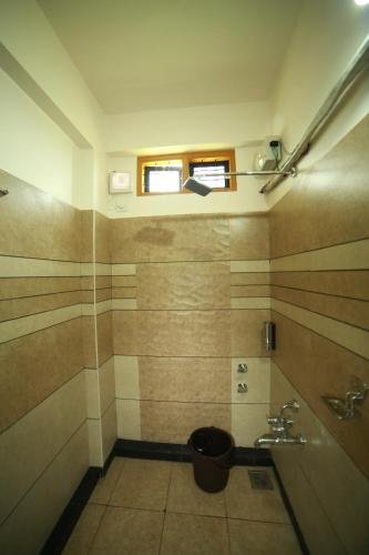 the paddy field inn hostel