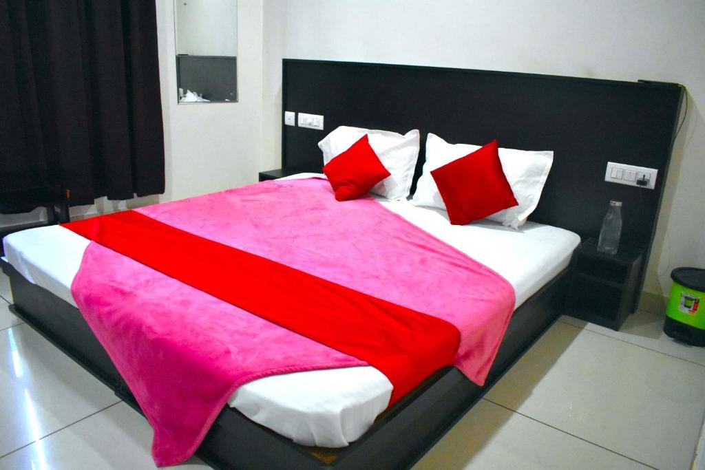 the paddy field inn hostel