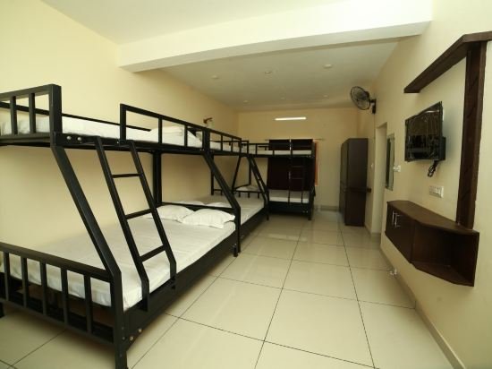 the paddy field inn hostel