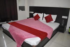 the paddy field inn hostel