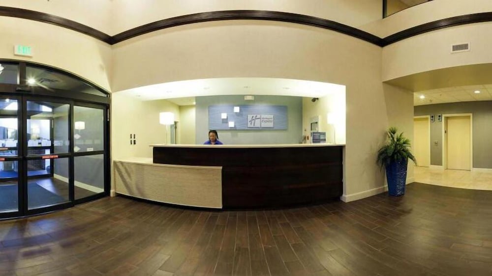 holiday inn express hotel and suites dover by ihg