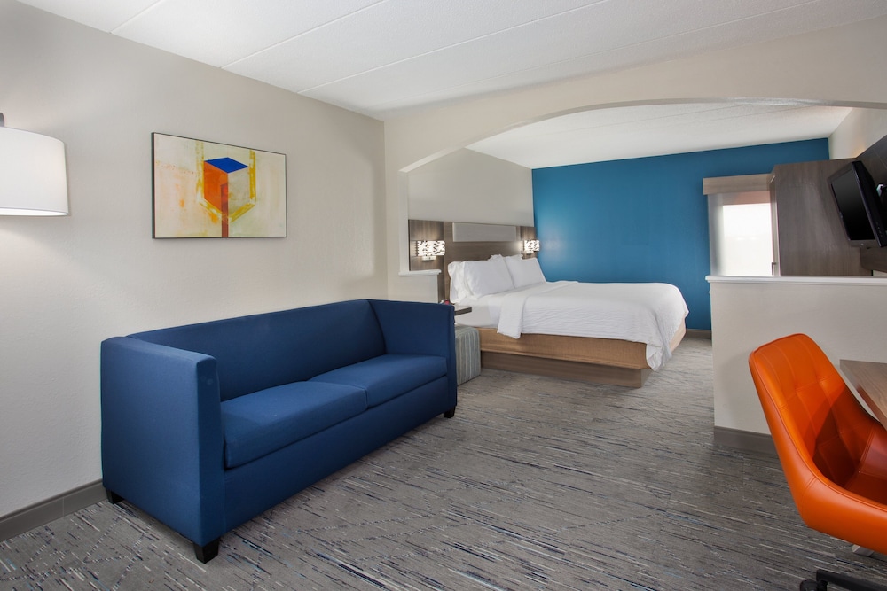 holiday inn express hotel and suites dover by ihg