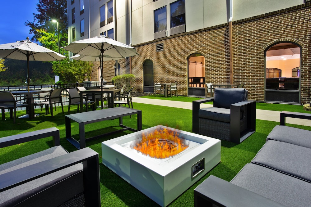 holiday inn express hotel and suites dover by ihg